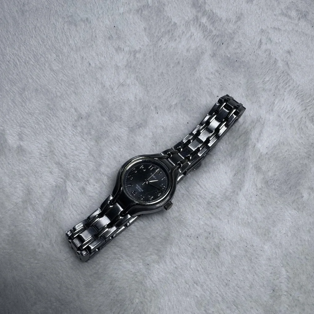 Timex Indiglo‎ WR 50M Two Tone Stainless Steel Analog Watch Quartz Gray Dial